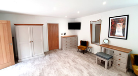 Luxury Holiday Home from Listed Barn Buildings Project image