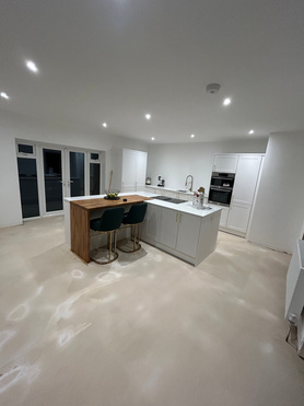 Beach Side Extension with Vaulted Ceilings Project image