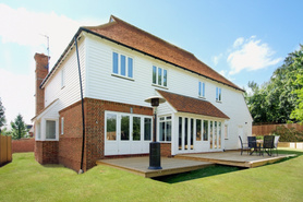 Family Home in Bridge Project image