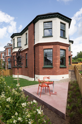 Conversion of two units into three in Forrest Hill Project image