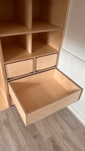 Bespoke wardrobes Project image