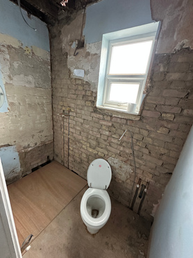 Bathroom renovation in N17  Project image