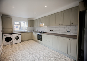 Stunning kitchen renovation Project image