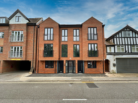 Gerrards Cross Construction of New High end Apartments  Project image