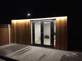Bespoke garden room  Project image