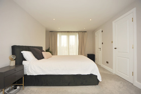 E11 - Living, extended beautifully Project image