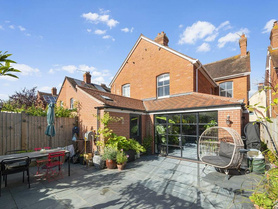 Wrap around rear extension to Victorian property Project image