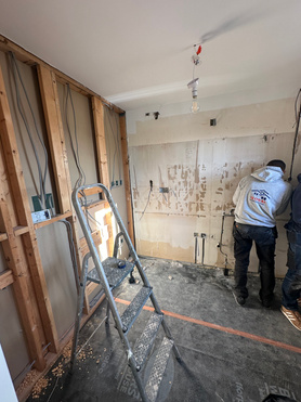 One bed flat renovation in N12 Project image