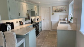 A traditional kitchen with touches of modern design. Project image