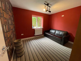 Side and rear wrap around extension  Project image