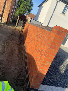 Garden/drive area Project image