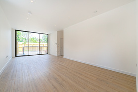 2025 Master Builder Awards Regional London Winner - House Builder Award Project image