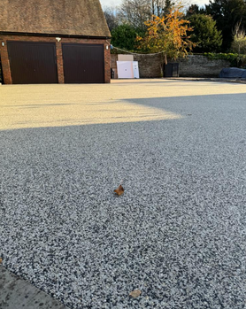 Stunning Resin Driveway Project image