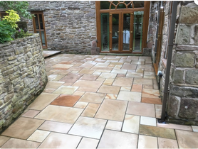 Patio and paving Project image