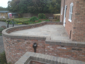 Curved Patio Area  Project image