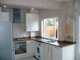 Knock-through & Kitchen fit out Project image