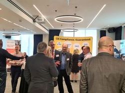 London Business Forum 2022 - Networking 1.jpg