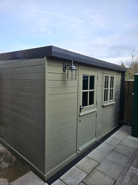 Bespoke Garden Room with WC, power and data. Project image