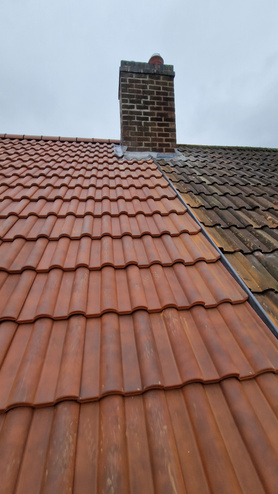 Clay pan tiles in Bournville  Project image