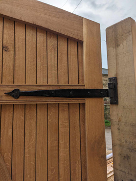 South Newington Bespoke Timber Gates Project image
