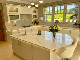 Stonehams Kitchen in Woldingham Project image