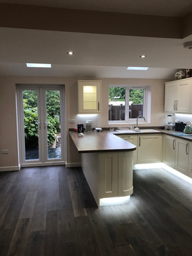 Extension, renovation and kitchen installation Project image