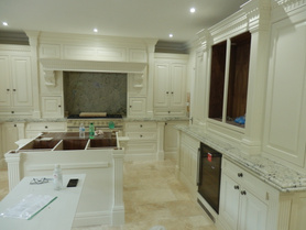 PAINTING KITCHEN UNITS Project image