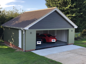 Modern looking double garage Project image