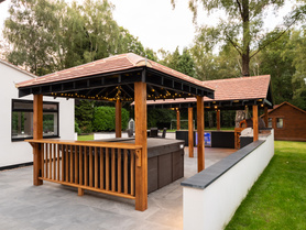 Extension and outdoor kitchen area Project image