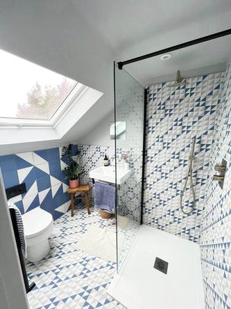 Ensuite bathroom by Herko Ltd