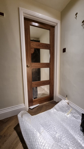 Door trimming/fitting and frame adjustment Project image