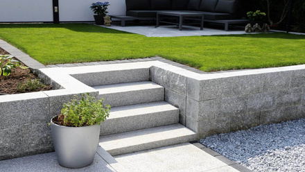 iStock-1074265062 garden steps landscaping blocks.jpg