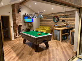 Summerhouse/games room Project image
